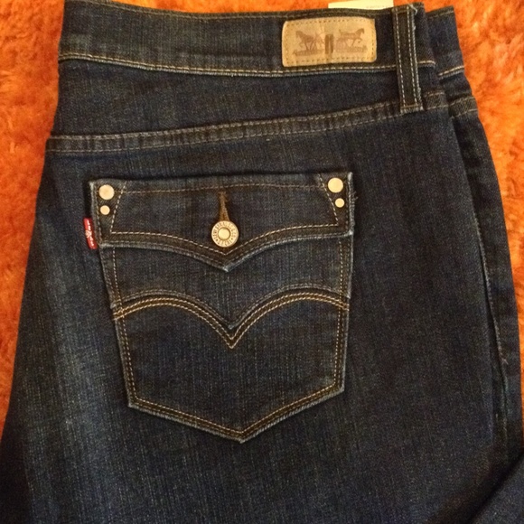 Levi's Denim - NWOT LEVIS 505 STRAIGHT DARK WASH STRETCH JEANS 16